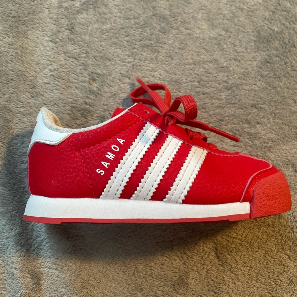 Adidas White/Red Samoa Sneakers 7C